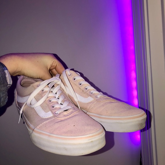 Light pink low-top vans - Picture 3 of 4